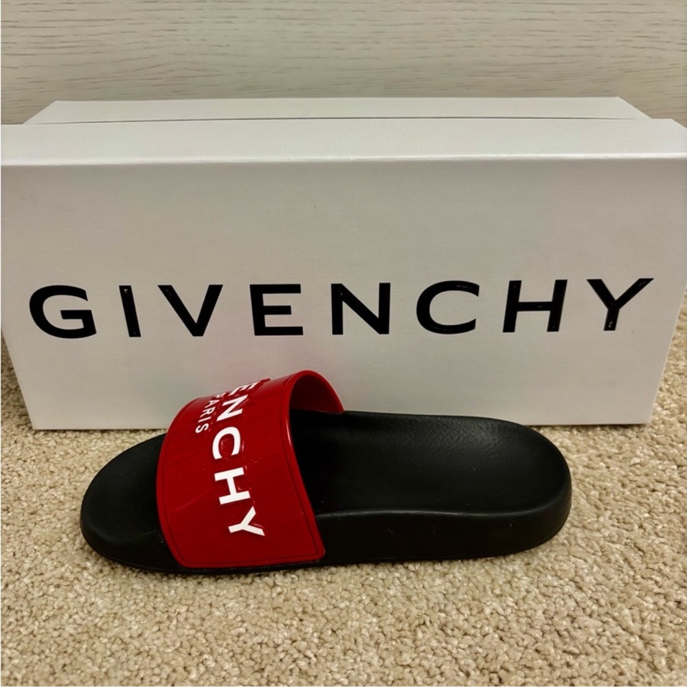Givenchy red women’s glossy logo rubber pool slide sandals - Picture 11 of 15
